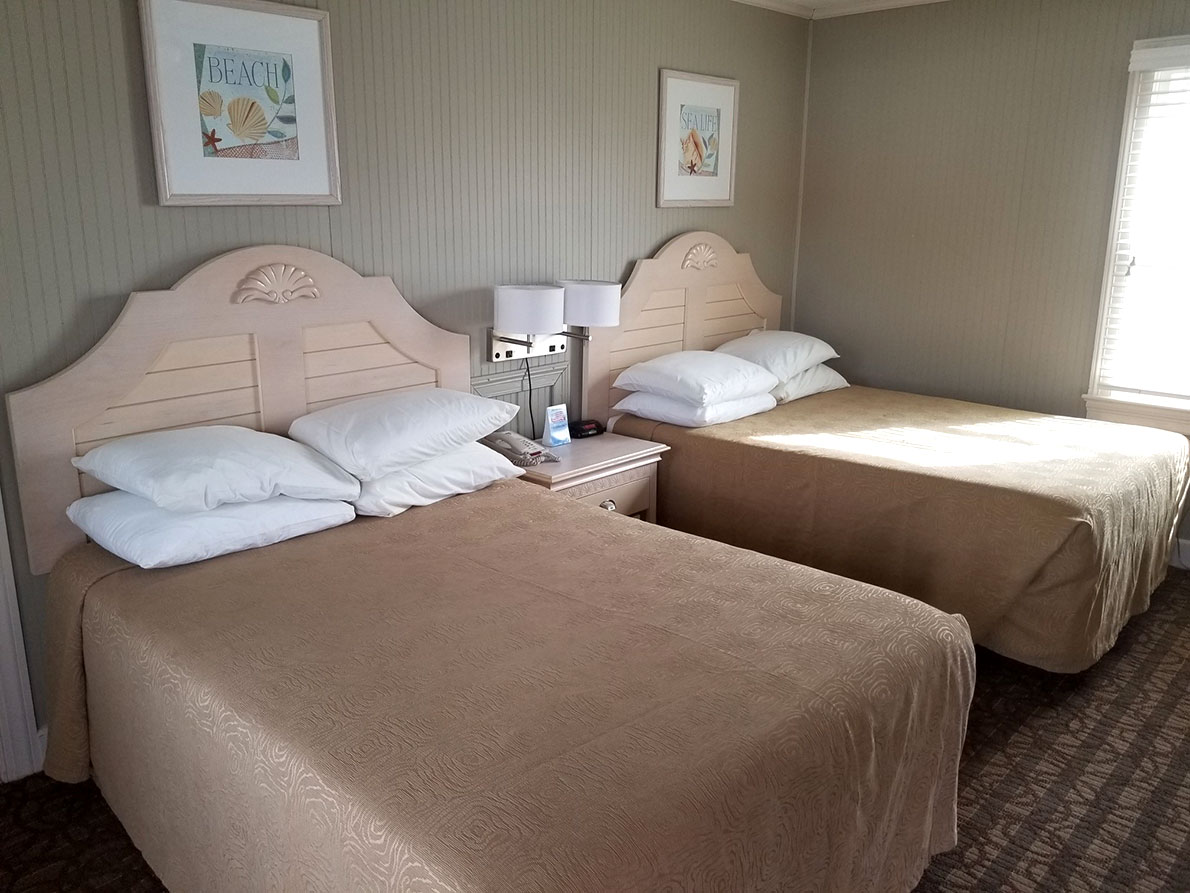 Ranch Style Rooms, beds